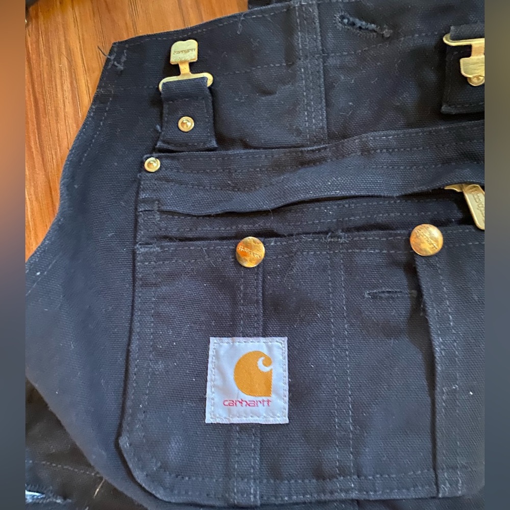 Like new insulated carheartt overalls black -men’s medium